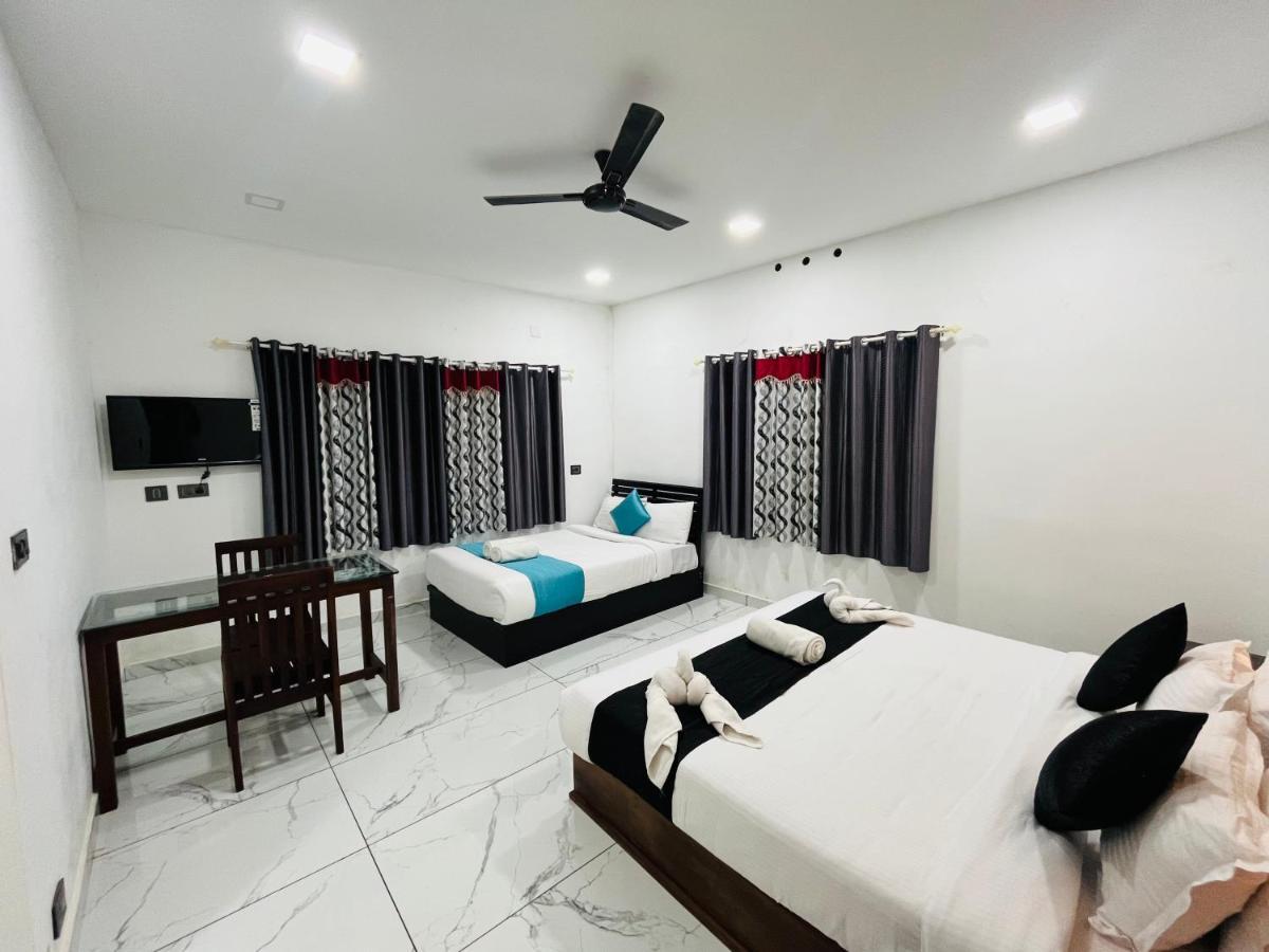 The Mountcourt Hotel Munnar Exterior foto